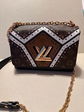 Louis Vuitton Twist Bag | Monogram & Leather | Gold Chain | Made in France
